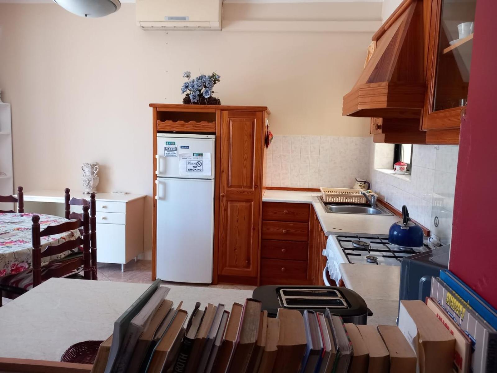 Spacious Apartment In Marsalforn, Gozo Esterno foto